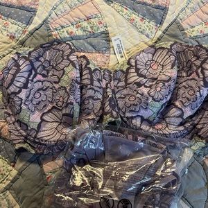 Brand new 42DD Bras and matching underwear size 1x. Tags are still on all items.